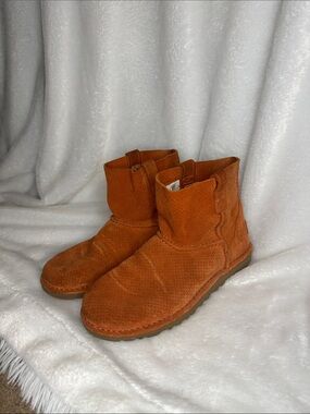 Women’s UGG Classic Unlined Mini Rust Orange